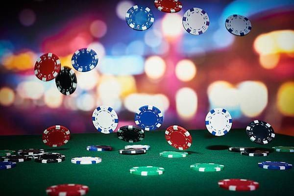 Find Popular Baccarat Variants among the best online casino sites Singapore for Enthusiasts