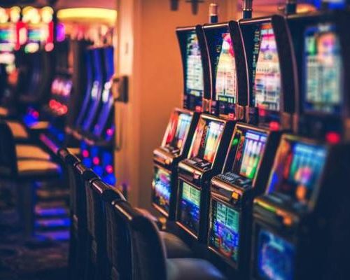 Find Progressive Jackpot Themes with เว็บคาสิโน for Slot Enthusiasts