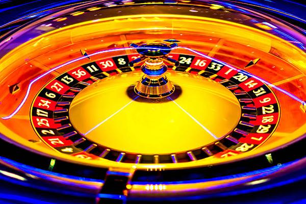 Comparing Live Dealer Casino Options on best online casino sites Singapore Platforms