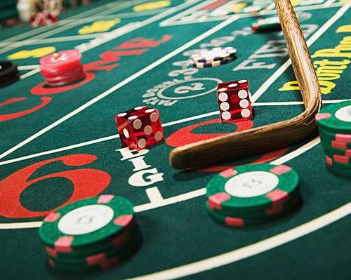 How Mobile Access Changes an online casino Singapore Experience